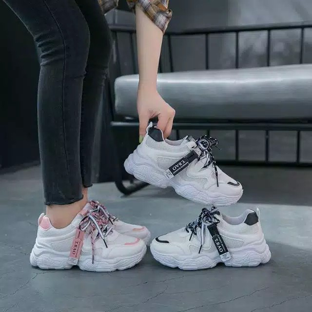 TIKTOK - SEPATU T-BAO - Sepatu Olahraga Wanita terbaru warna Putih Sepatu Cewek trendy