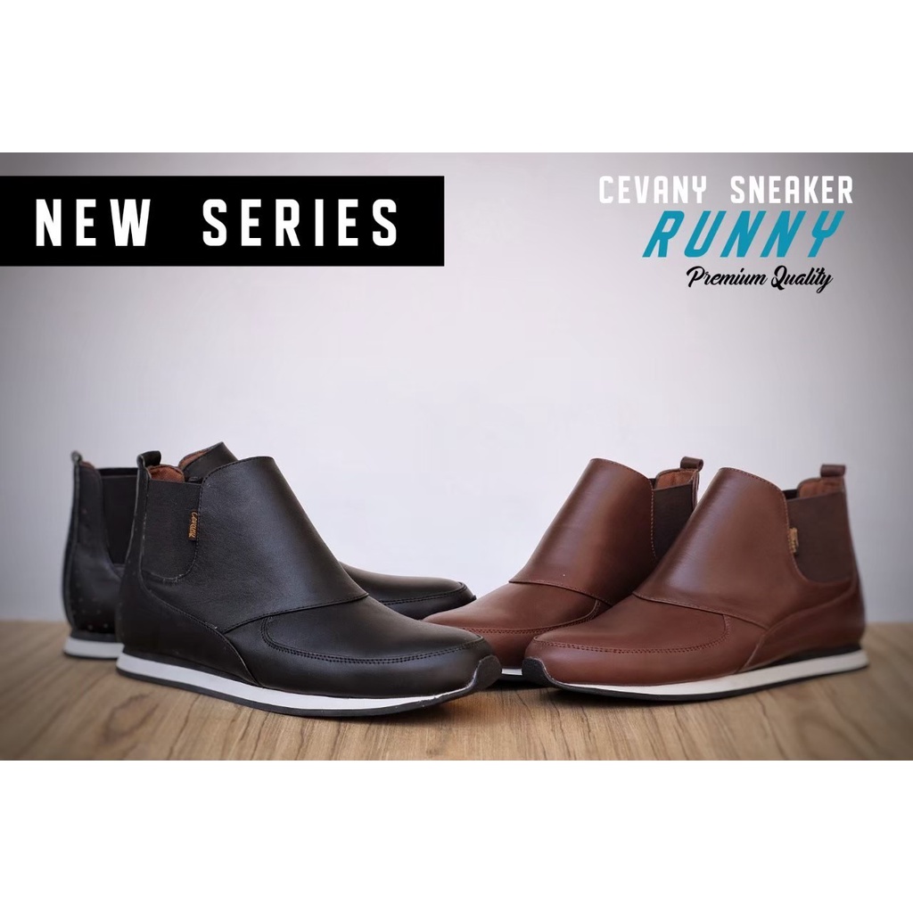 sepatu slip on boot kasual pria cevany runny