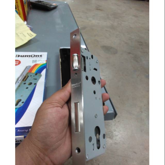 kunci pintu double .badan kunci pelor sus 304