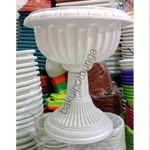 Pot Bunga Juara Kaki Tinggi Putih 38cm