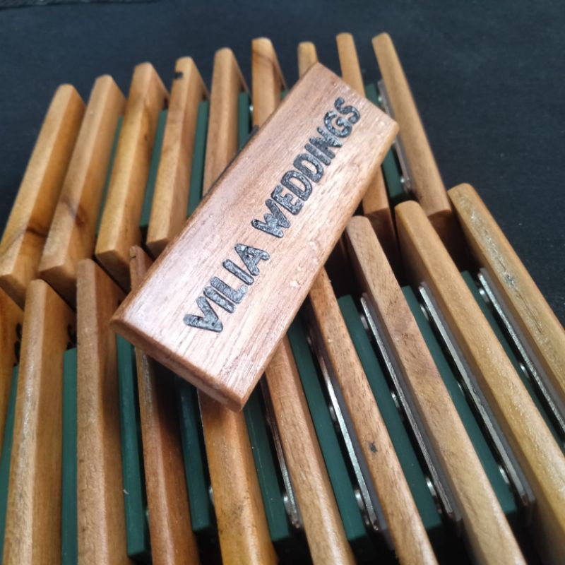 Name Tag Kayu Jati