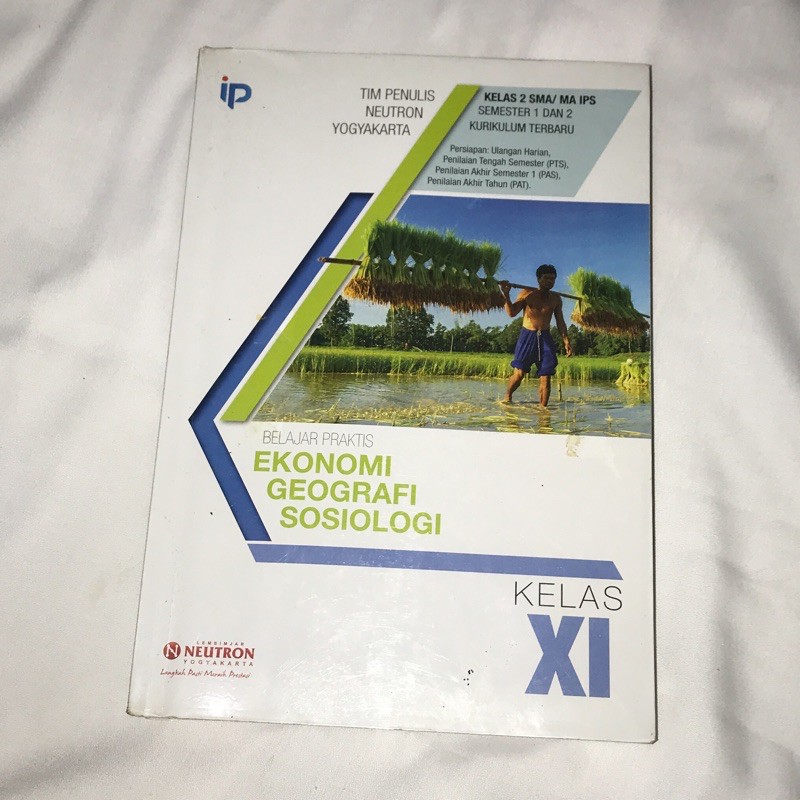 PRELOVED BEKAS BUKU MODUL BIMBEL NEUTRON EKONOMI GEOGRAFI SOSIOLOGI KELAS 11 SOSHUM