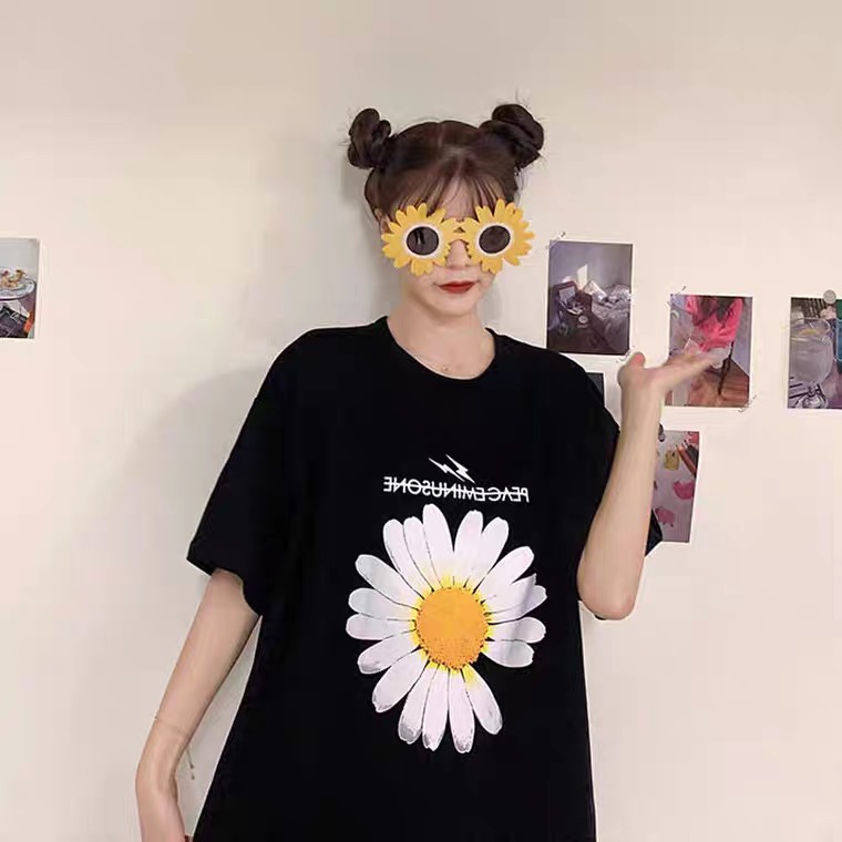 Kaos Wanita Oversize Tee Tshirt Motif Bunga Daisy