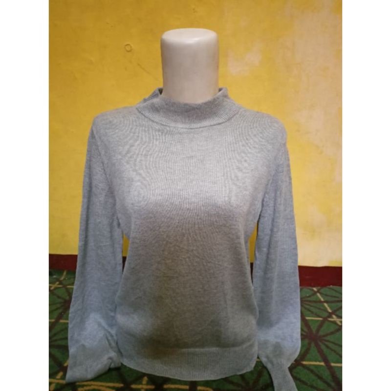 Sweater rajut uniqlo