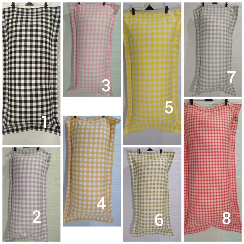 Sarung bantal cinta panjang kotak kecil