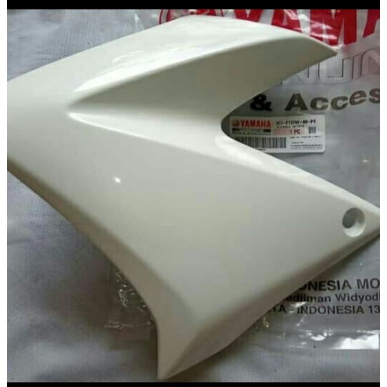 KUPING / SAYAP TANGKI KIRI VIXION OLD PUTIH ORIGINAL