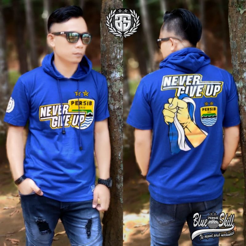 Kaos pendek persib / atasan hoody dewasa / kaos hoodie persib / kaos persib never give up / kaos bobotoh untuk pria dan wanita / kaos originalblueskill