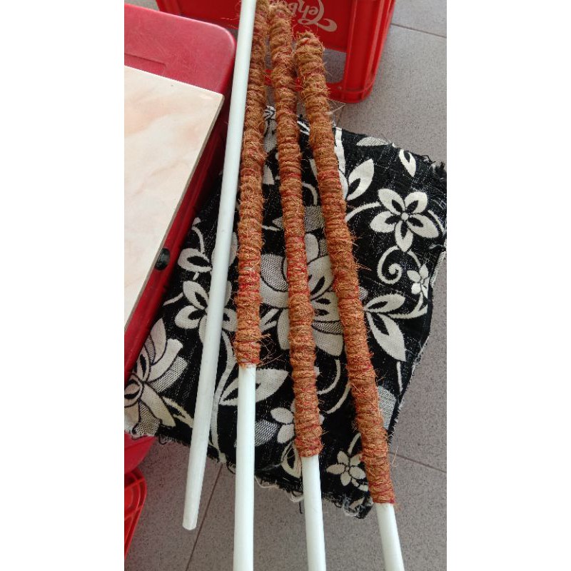 turus penyangga tanaman 30 cm.