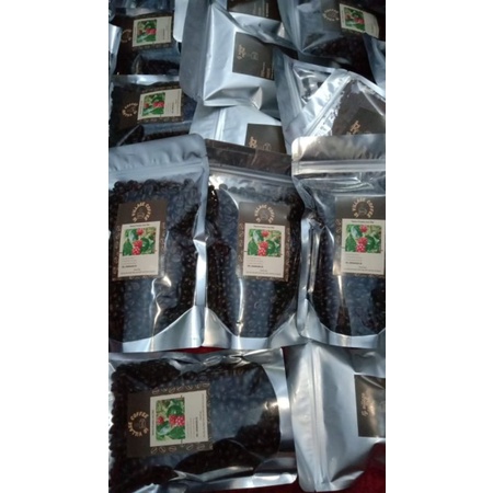 

Rosting Biji Kopi Robusta /Biji kopi asli 1 Kg