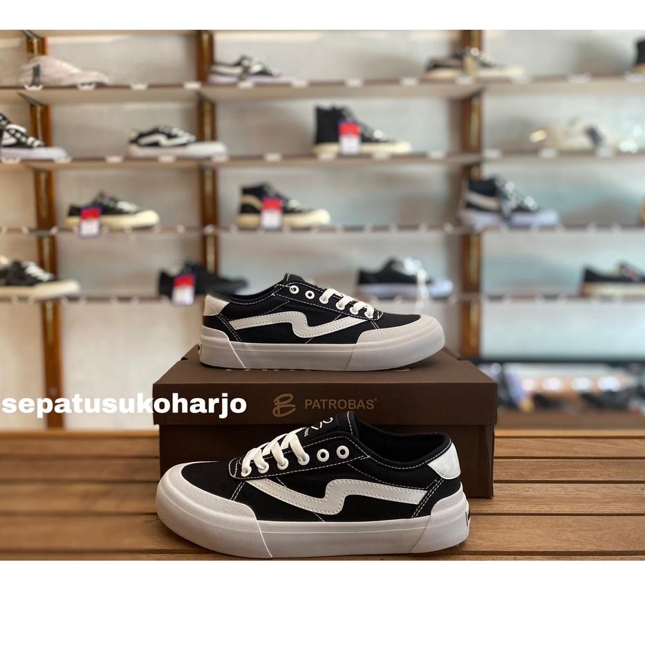 Special Price.. PATROBAS IVAN LOW / HIGH BLACK WHITE ORIGINAL SEPATU PATROBAS PETROBAS PATROBASS