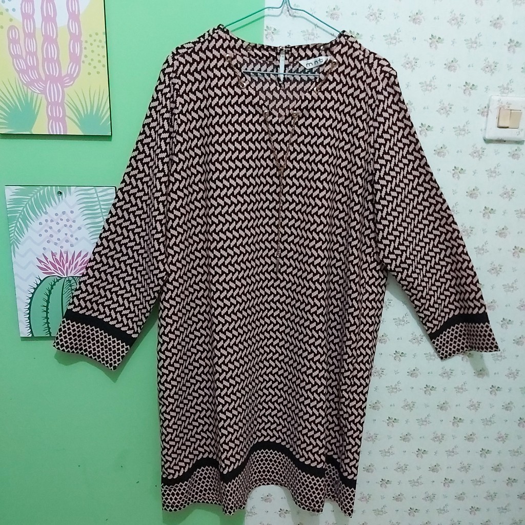 Preloved Baju tunik wanita jumbo big size merk Mint 16