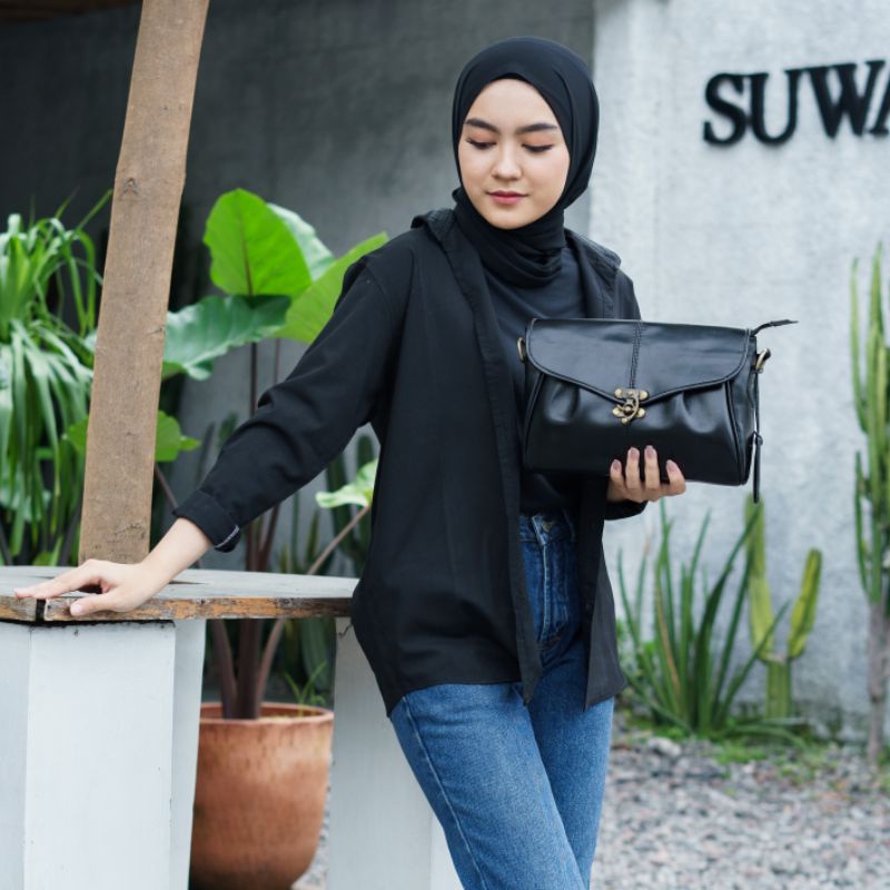 TAS SELEMPANG WANITA DAN CLUTCH KULIT SAPI ASLI CILLA / GRATIS GRAVIR NAMA DI GANTUNGAN TAS