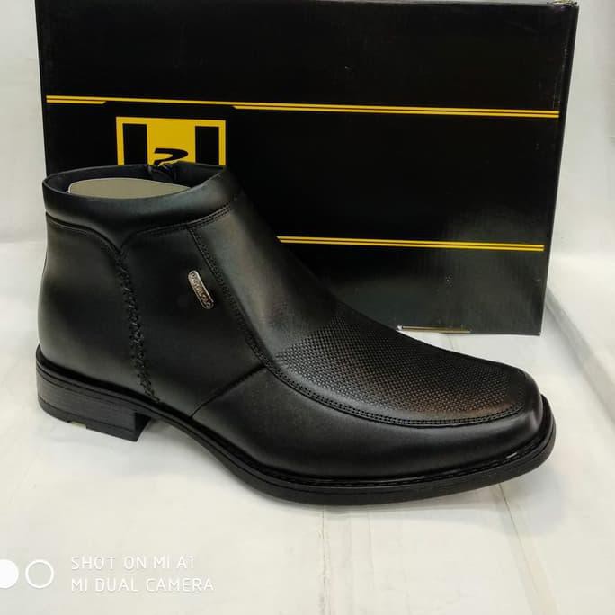 TERLARIS PANTOFEL PRIA BIG SIZE● SEPATU PANTOFEL PAKALOLO BOOTS N 71971 HITAM 39-44 ORIGINAL -