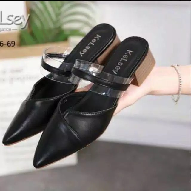 TM 18 FLATSHOES HAK TAHU WANITA