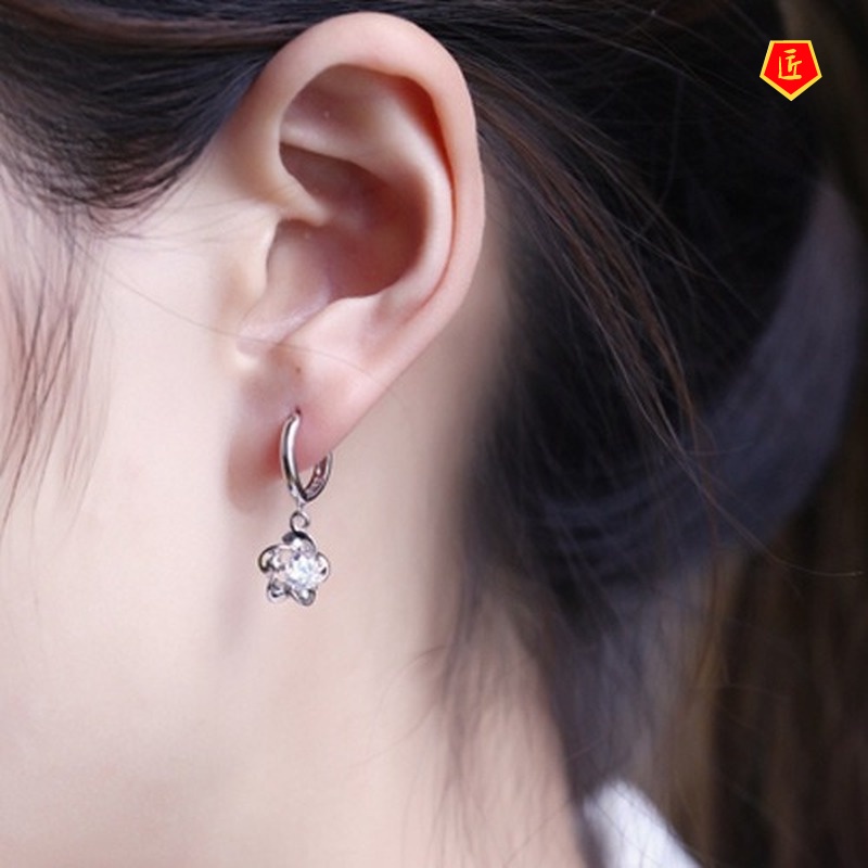 [Ready Stock]Simple Sweet Flowers Diamond Silver Earrings