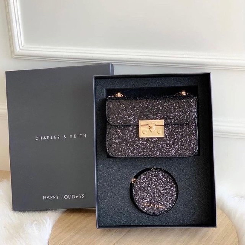 Tas Waita Ck Happy Holiday Gift box