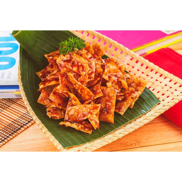

Keripik Pangsit Pedas Kemasan 500gr Keripik Bawang