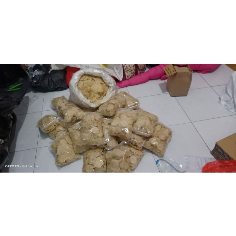 

Emping Melinjo asli pandeglang