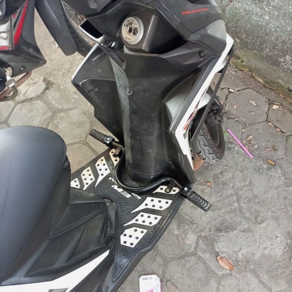 BASTEP FOOTSTEP PIJAKAN DEPAN YAMAHA X RIDE 125 / MIO M3 125 COD