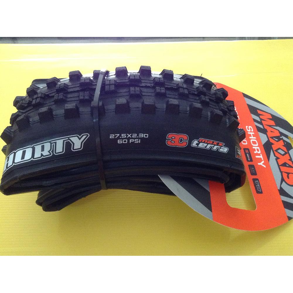 maxxis tubeless 26