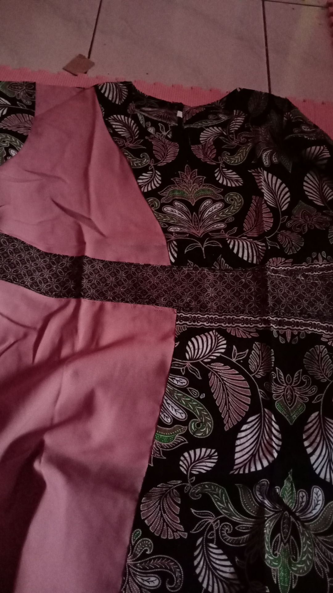 Atasan Batik Dolby Dolbi Dobby Doby Tenun Sutra Tulis Halus Katun Atbm Baron ,sarombit Atasan