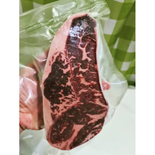 

NEW ! AUS Beef Wagyu MB3 (marbling 3) 200gr/pack