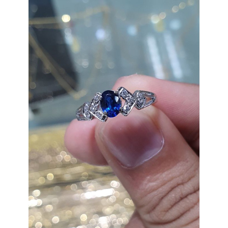 cincin emas putih 750 mata biru simple manis