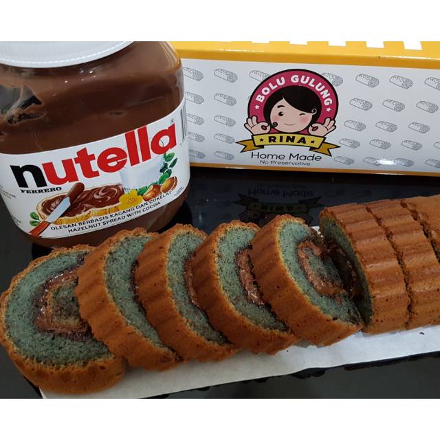 

Bolu gulung ketan hitam isi nutella