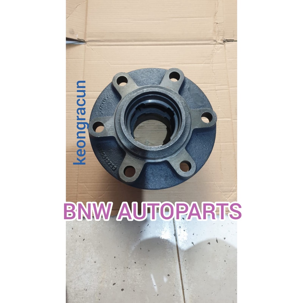 Nap roda belakang isuzu elf nkr71 macan