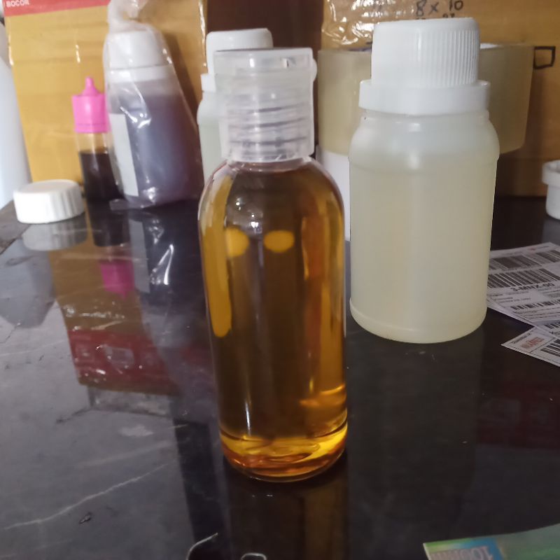 

minyak cengkeh 100mili