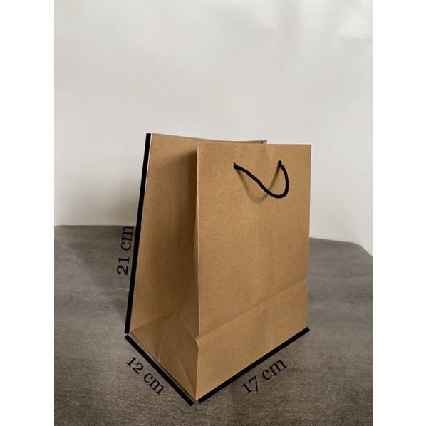 

PAPERBAG POLOS KRAFT UKURAN 17X12X21 CM GOODIE BAG paper bag polos warna coklat paperbag murah Tas Kertas kecil mini souvenir kado makanan kue paperbag toples 500gram