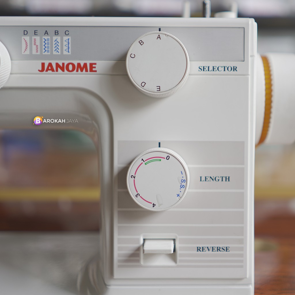 Mesin Jahit Semi Portable Janome 7220 Dan Meja Kaki