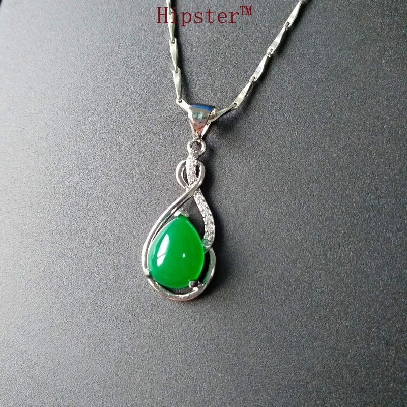 Light Luxury Diamond Colored Gemstone Pendant Korean Style Simple Graceful Clavicle Chain