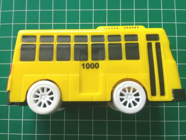 Tayo Bus Ban Karet Putih Pullback Murah (9x4x5cm)