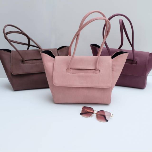 Preloved Celine bag by vanilla for fashion.. vanilla hijab ORI yah