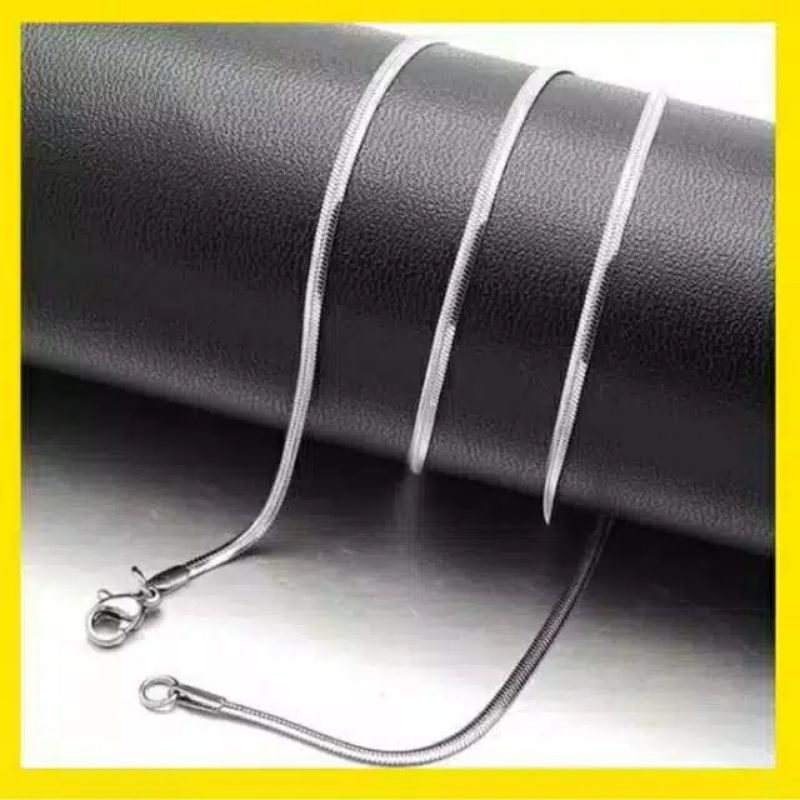 Kalung Titanium Anti Karat pipih Pria dan Wanita