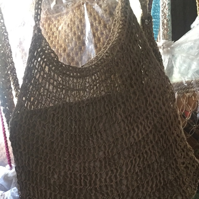 Noken khas papua maximal muatan 20kg,koteka