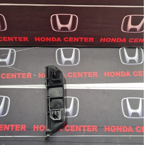 bracket bumper depan  jazz vtec idsi breket bumper depan  jazz vtec 2004 2005 2006 2007 71193-SAA 71198-SAA