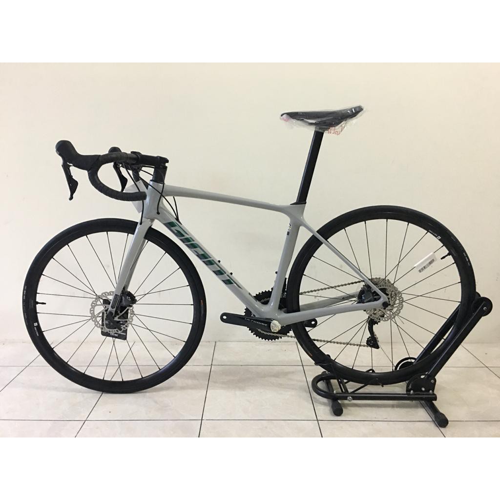 Roadbike Giant Tcr Adv 1 Kom Disc Ukuran S Groupset Ultegra R8020 Speed 2x11s Wheelset Giant Pr2 Ban