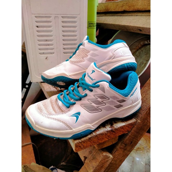 Sepatu Badminton Flypower Kalasan 03