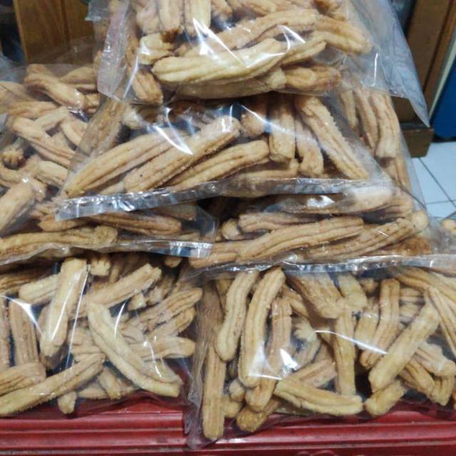 

Kue Akar Kelapa atau Kue Kecipir