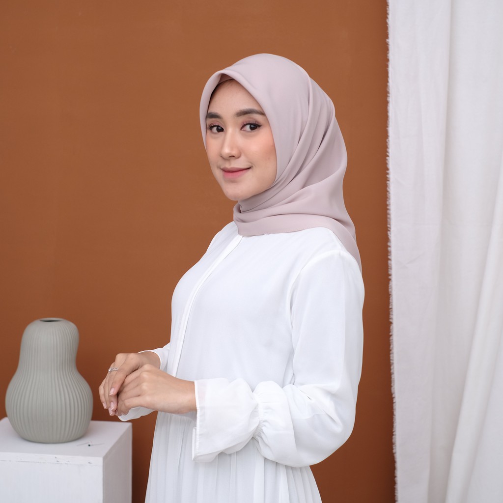 Premium Chiffon Hijab - Light Mink