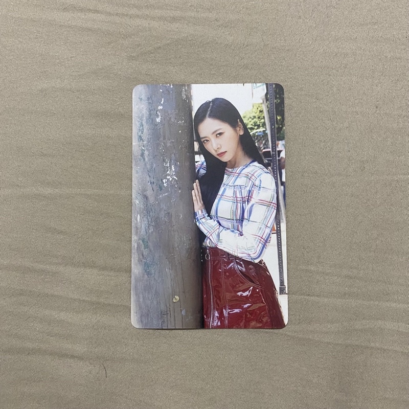 Dreamcatcher Center of the Time Photobook JiU Photocard