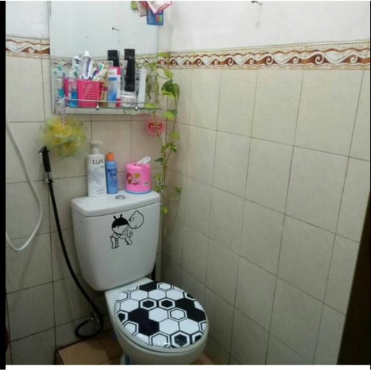 Jual Stiker Dekorasi Toilet/Kamar Mandi Closet Lucu Unik Motif Anak Kecil Murah