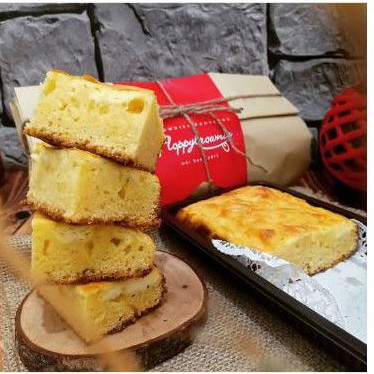 

Cream Cheese Blondies