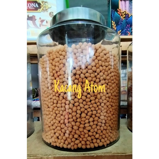 

Kacang Atom