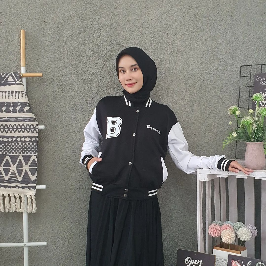 B BEYOND BE Jacket Varcity Baseball Oversize Pria Wanita-Jacket Kekinian OOTD Casual Bahan Fleece Korean Style