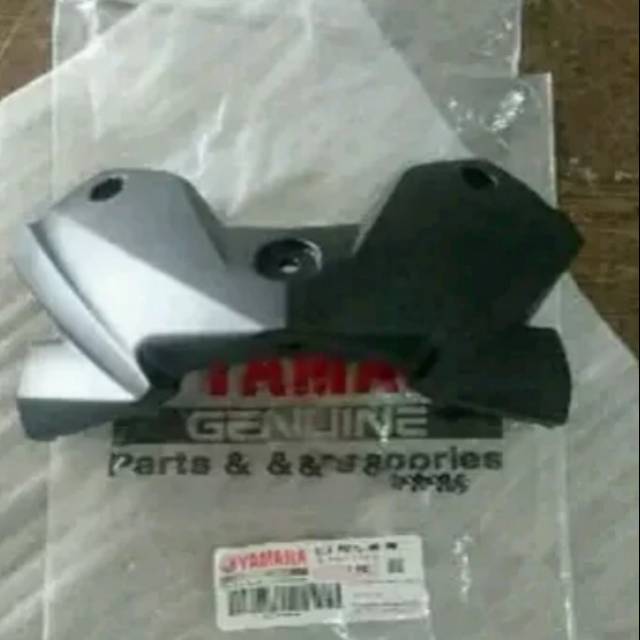 COVER DUDUKAN VISOR AEROX125 ORIGINAL YGP