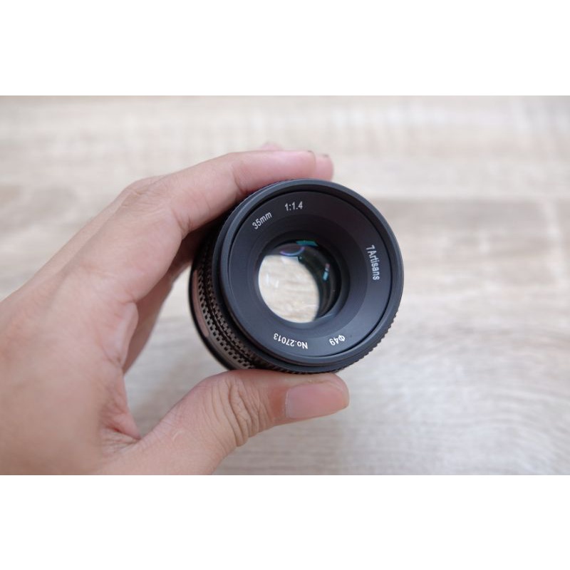 7artisans 35mm f1.4 lensa kamera mirrorless Fujifilm sony Lumix