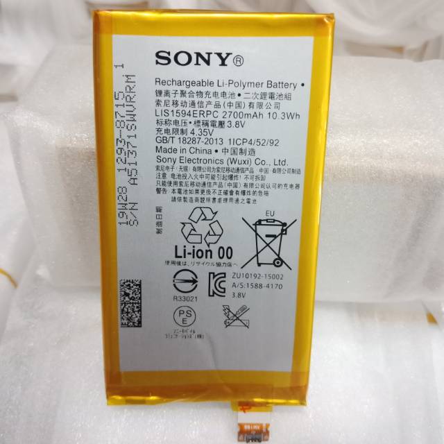 Baterai Batre Sony Xperia Z5 mini Z5  compact So-02j E5803  E5823  SO02J Z5 mini Docomo X Compact So